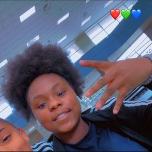 Meet your Posher, Amelya